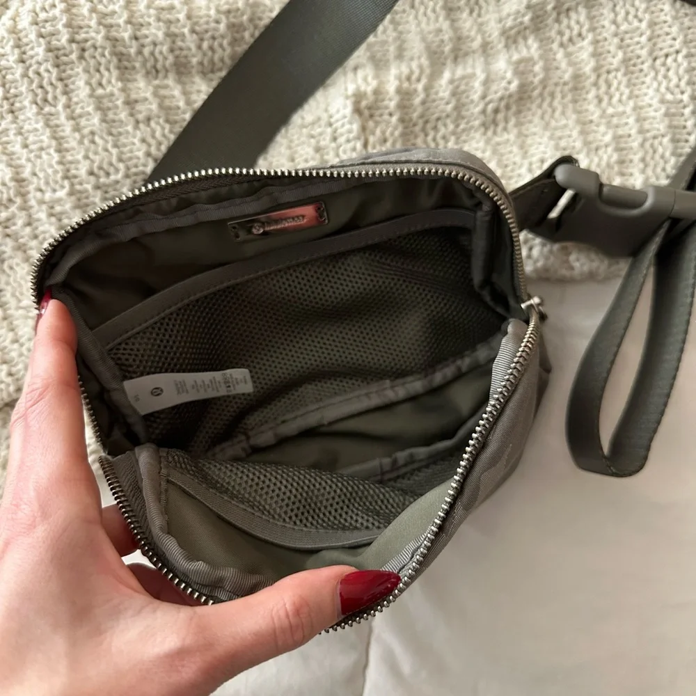 Lululemon bag - Picture 5 of 5